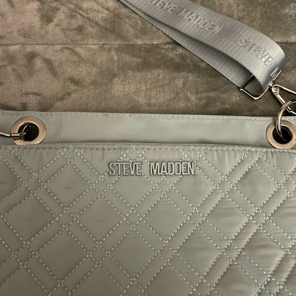 Steve Madden pastel sky blue tote - Picture 3 of 7